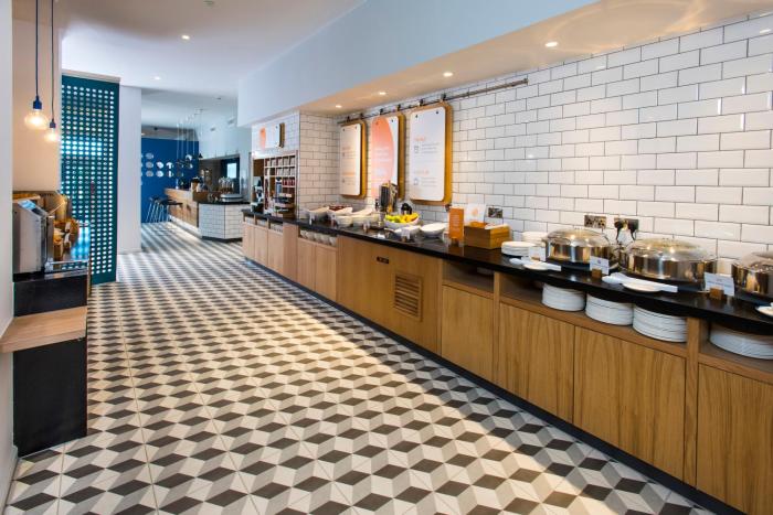 holiday inn express portsmouth north by ihg
