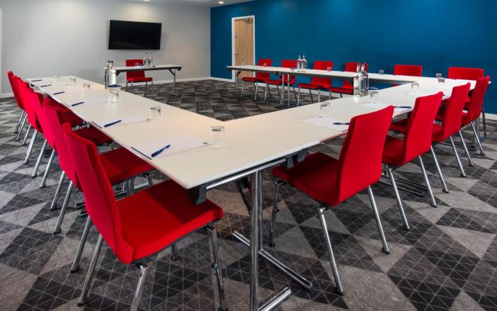 holiday inn express portsmouth north by ihg
