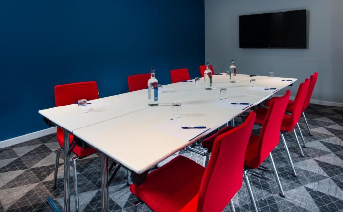holiday inn express portsmouth north by ihg
