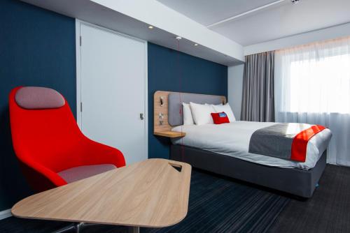 holiday inn express portsmouth north by ihg