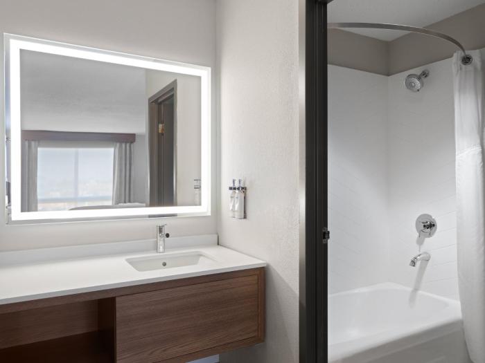holiday inn portsmouth downtown by ihg