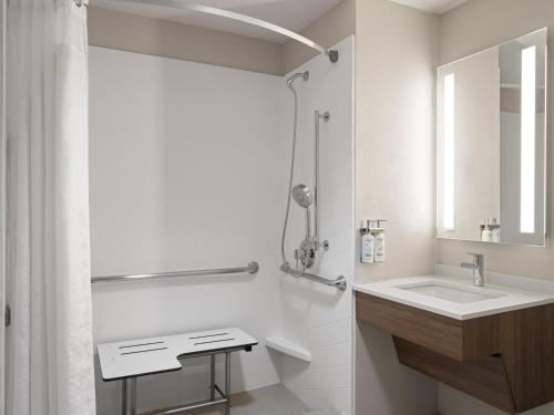 holiday inn portsmouth downtown by ihg