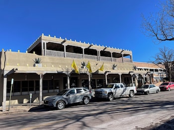 palace modern hotel at the plaza