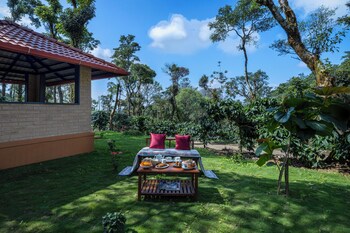 ama stays and trails alpenhof coorg