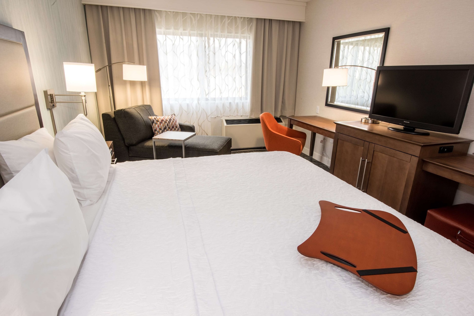 hampton inn albany western ave university area