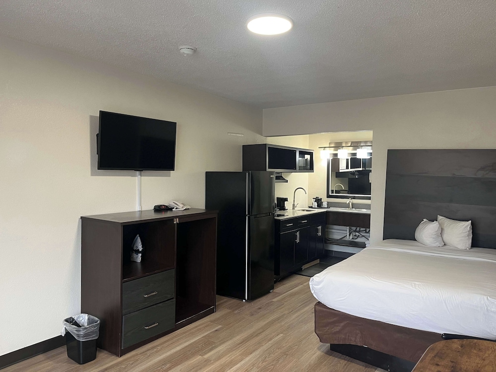 studio 6 charlotte nc airport south