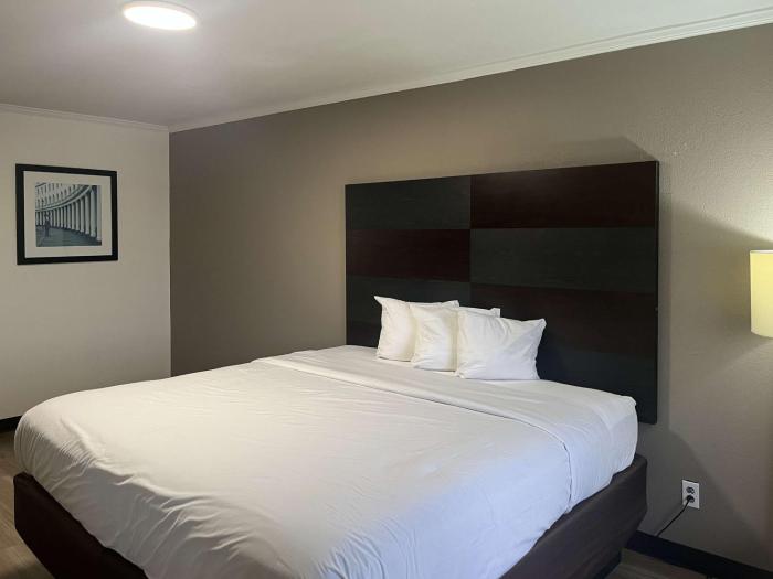 studio 6 charlotte nc airport south