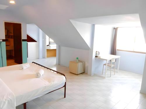 mitr inn phuket old town