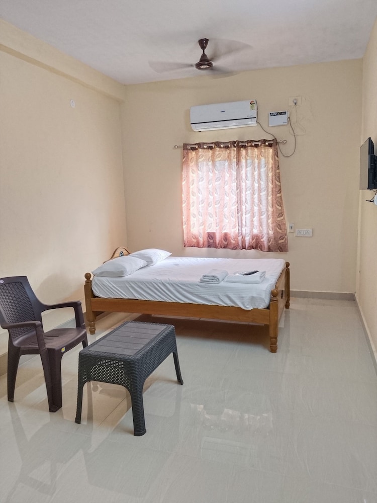 srinivasa residency inn