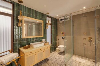 villa cosmos hosted by masaya stays