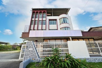 First Star Homestay,,2 star