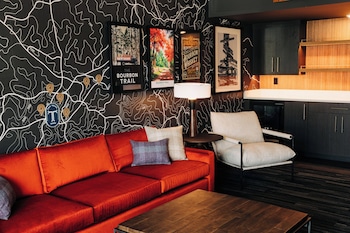 the trail hotel