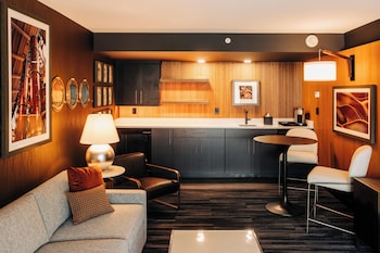 the trail hotel