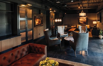 the trail hotel