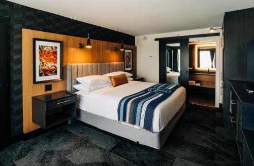the trail hotel