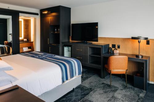 the trail hotel