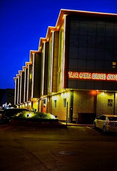 taj al hamra