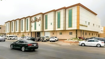 taj al hamra