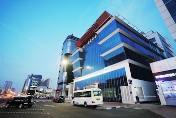 crown park hotel