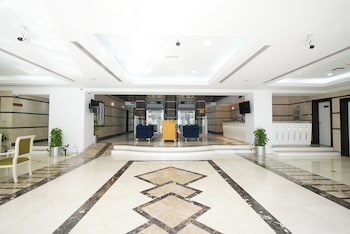 crown park hotel