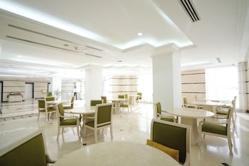 crown park hotel