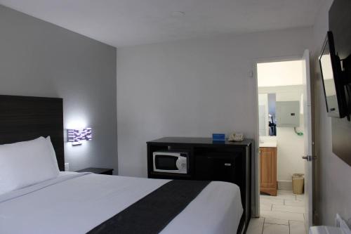 rodeway inn yuma downtown
