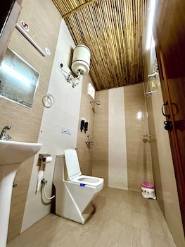 grandeurs tiger estate