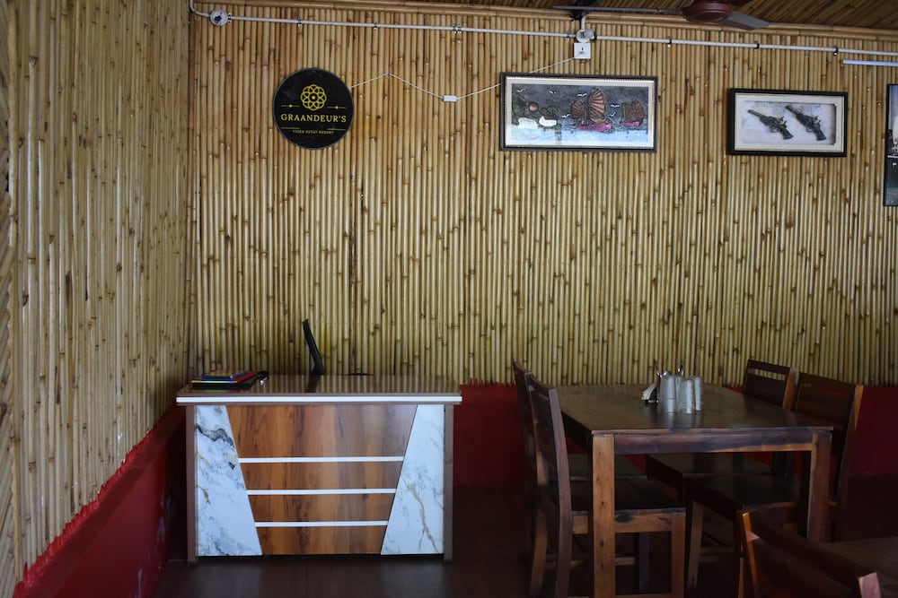 grandeurs tiger estate