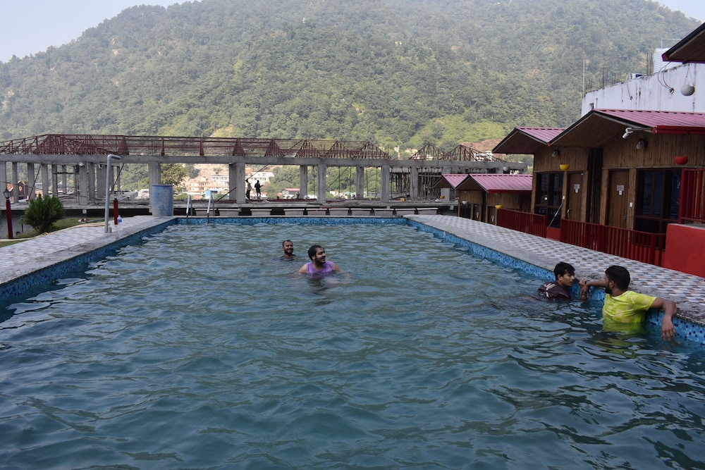 grandeurs tiger estate