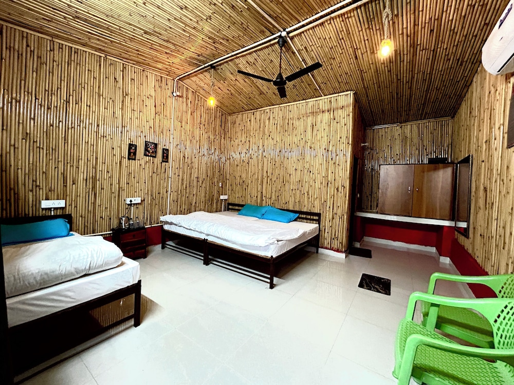 grandeurs tiger estate