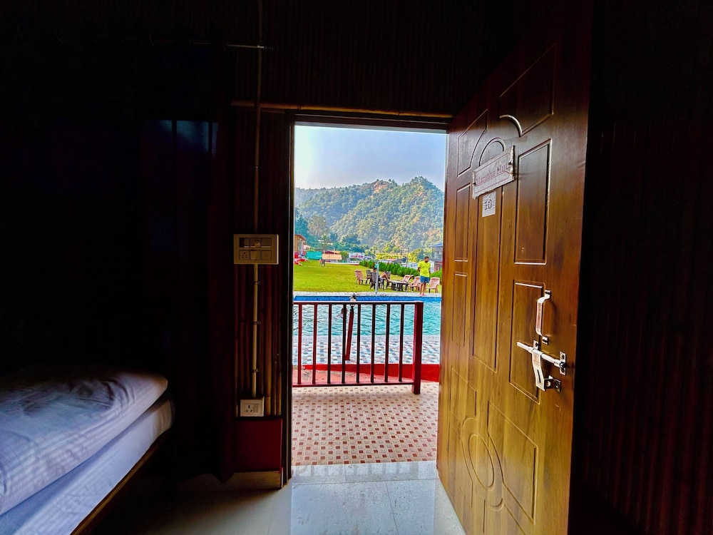 grandeurs tiger estate