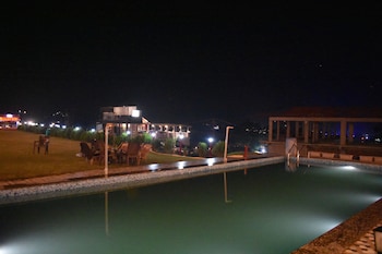 grandeurs tiger estate