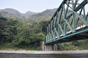 grandeurs tiger estate