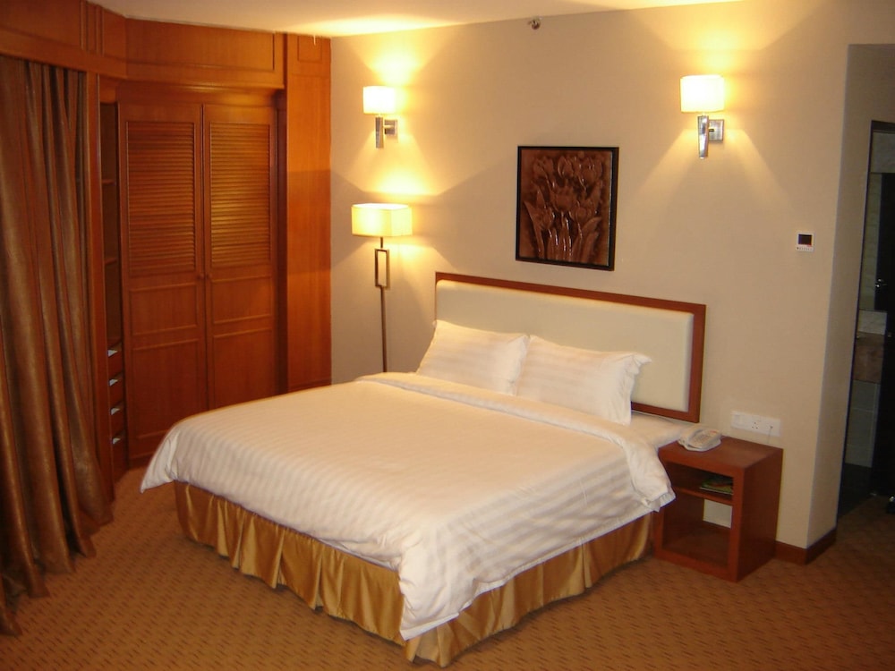 the tres hotel