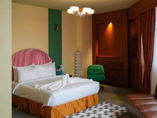 the tres hotel