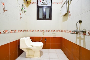 room hotel mayank plaza near igi airport