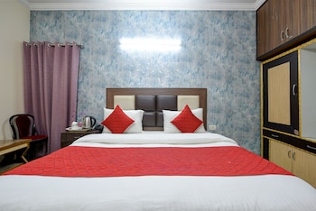 room hotel mayank plaza near igi airport