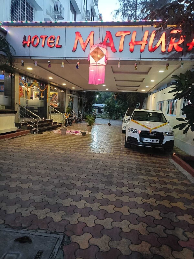 hotel mathura inn
