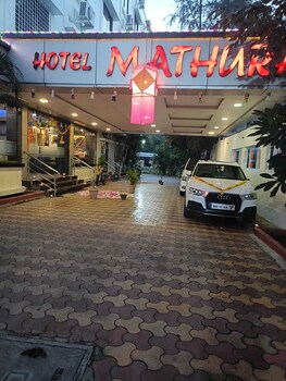 hotel mathura inn
