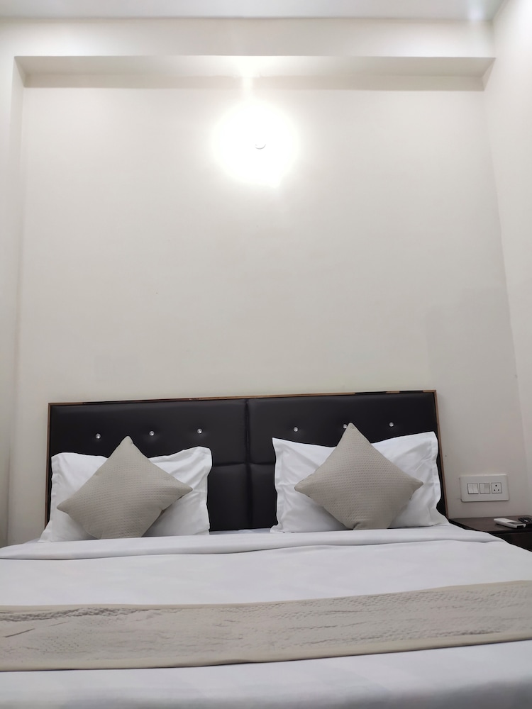 kamala seva sadan by reverie