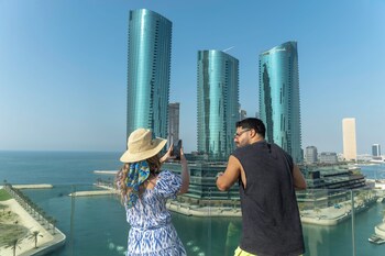 pearlhouse bahrain