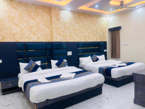 Kashvi Hotels,,3 star