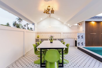 full moon bay hua hin cha am