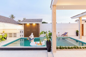 full moon bay hua hin cha am