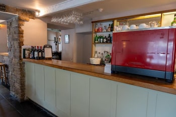 Glan Yr Afon Riverside,,4 star