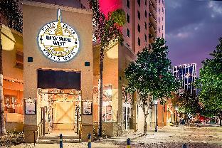 embassy suites by hilton san diego bay downtown