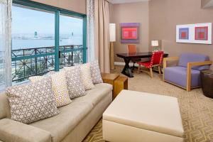 embassy suites by hilton san diego bay downtown