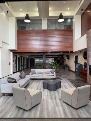 the hub at okc airport