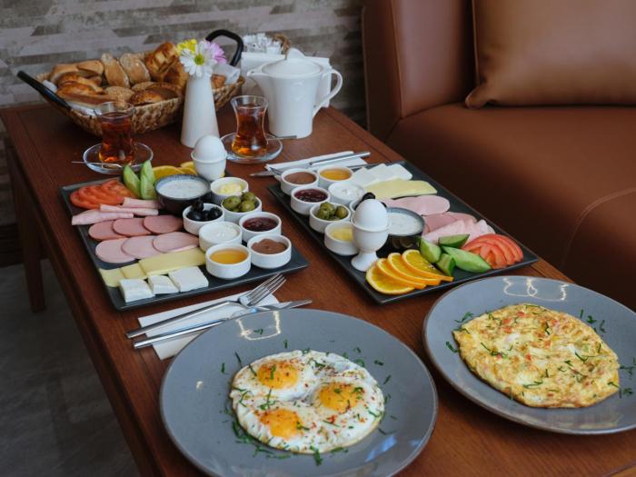the central point hotel baku