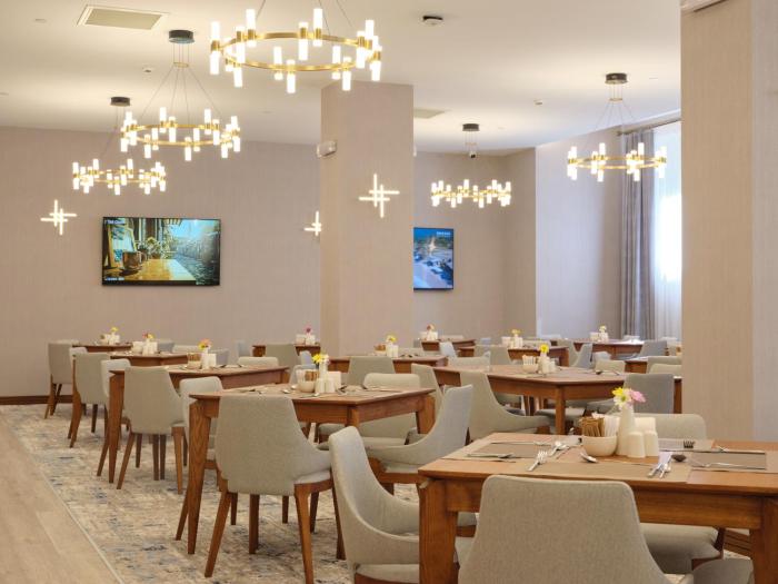 the central point hotel baku
